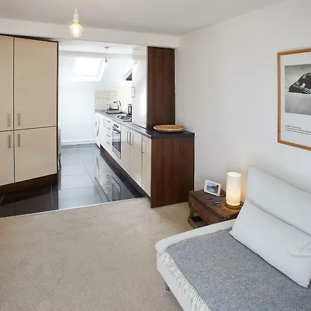 Hobo Penthouse דירה *